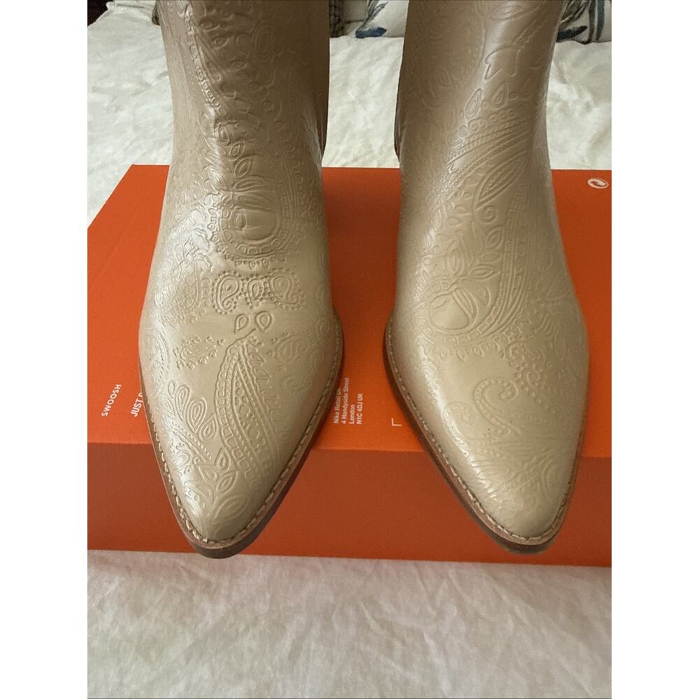 Matisse Women's Caty Tan Tooled Leather Booties Size 7 - Picture 4 of 12